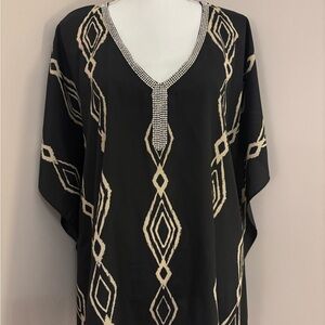 Elegant Black and Cream Women's Top